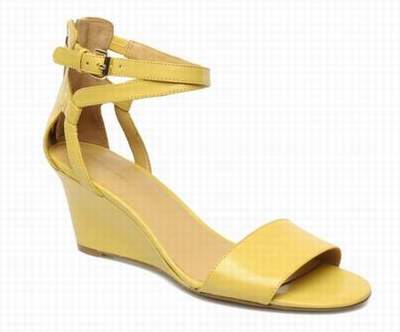 chaussure jaune a talon